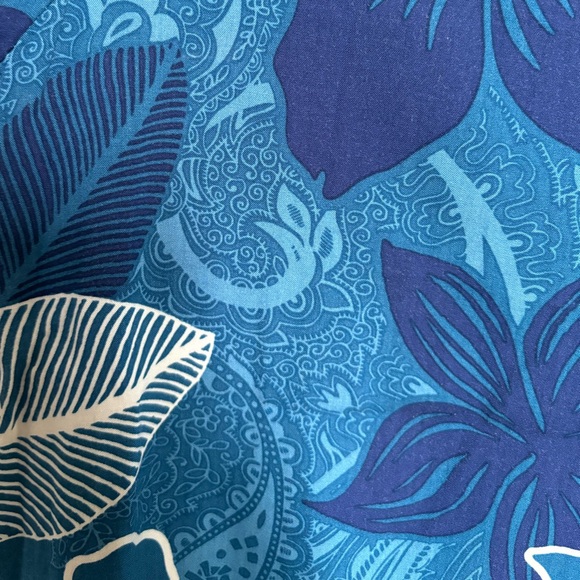 Blue Hawaiian Print Dress - Picture 2 of 5